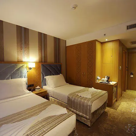 Elysium Thermal & Otel 4*